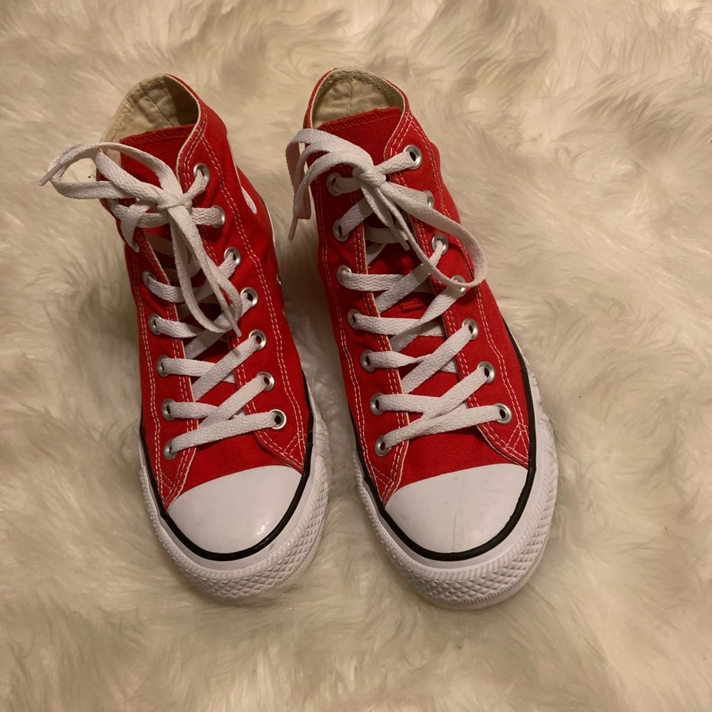 Red converse